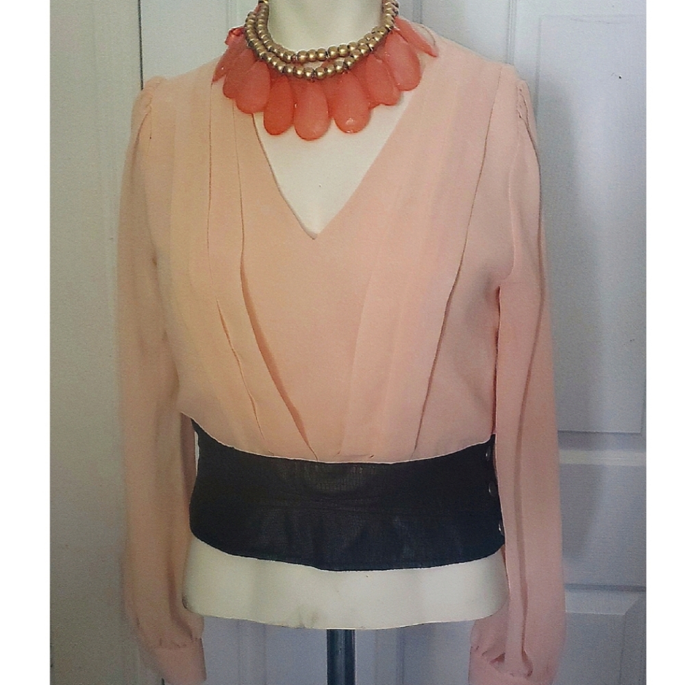 Peach top WINDSOR BRAND
